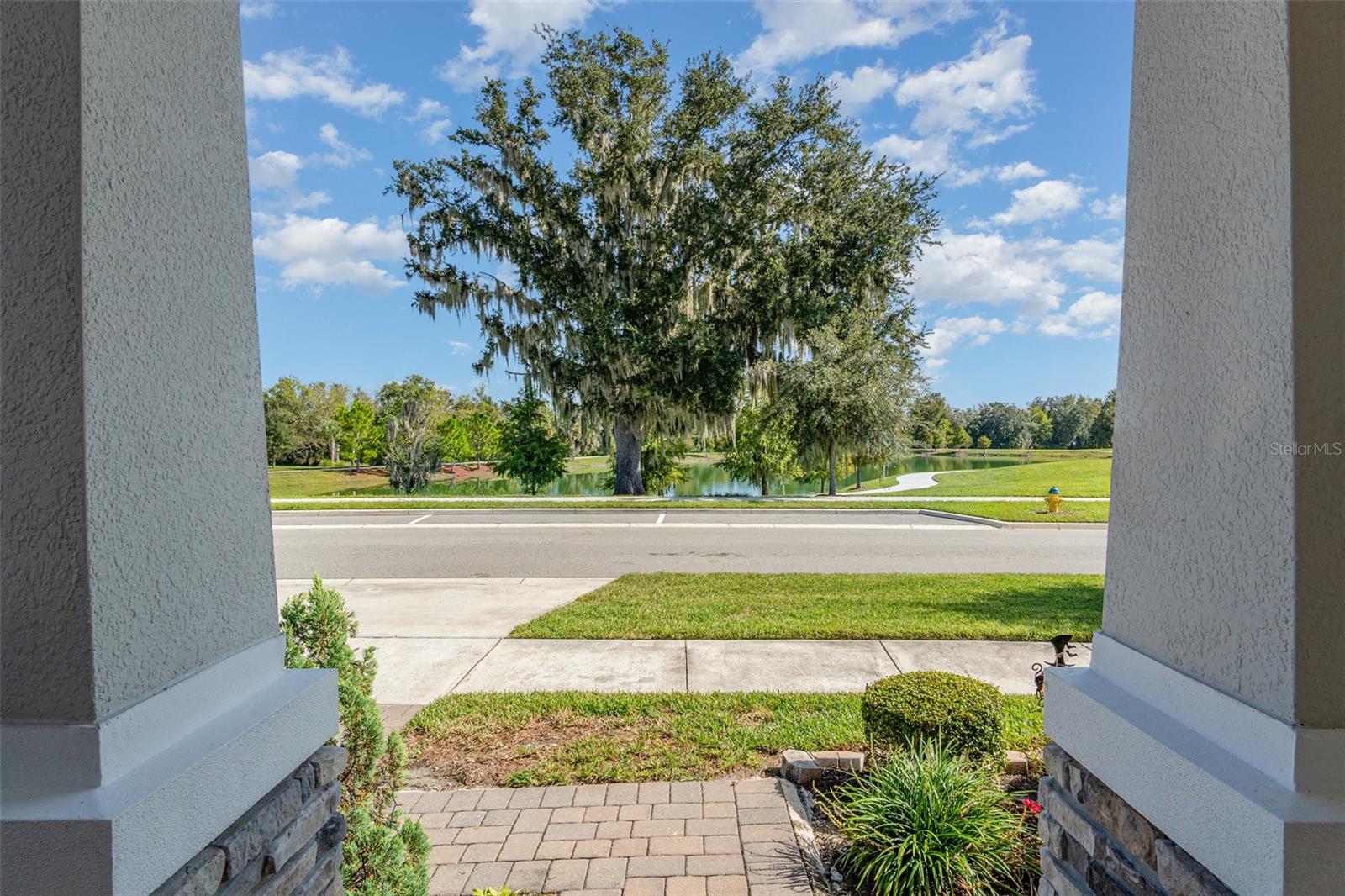 Image 28 of 39 For 310 Wooded Vine Drive