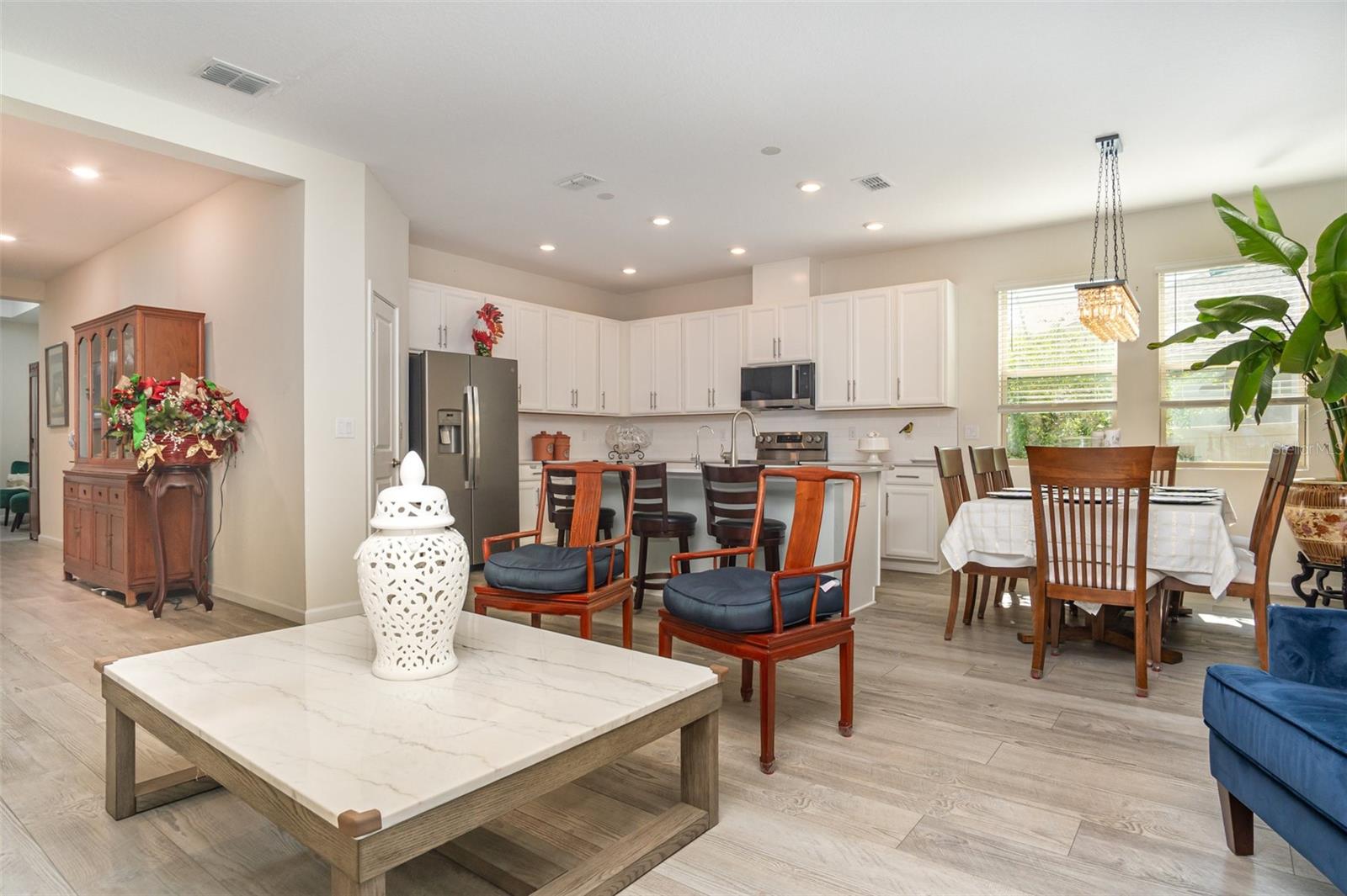 Image 6 of 39 For 310 Wooded Vine Drive