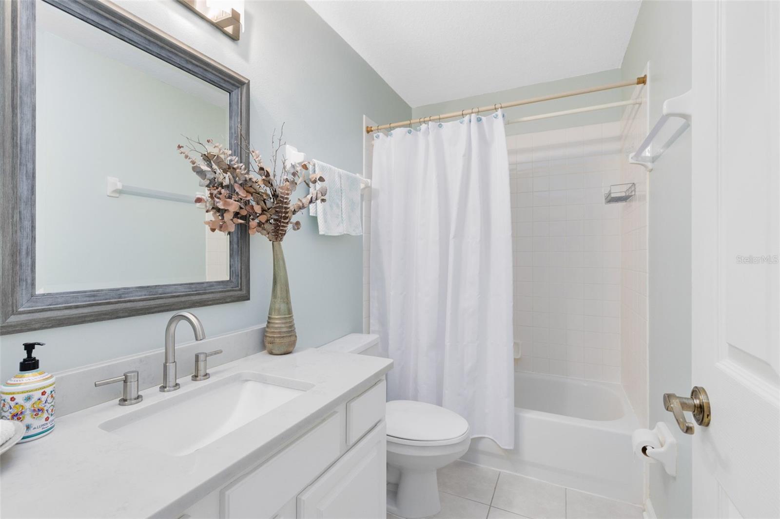 Image 24 of 38 For 411 Flatwood Drive