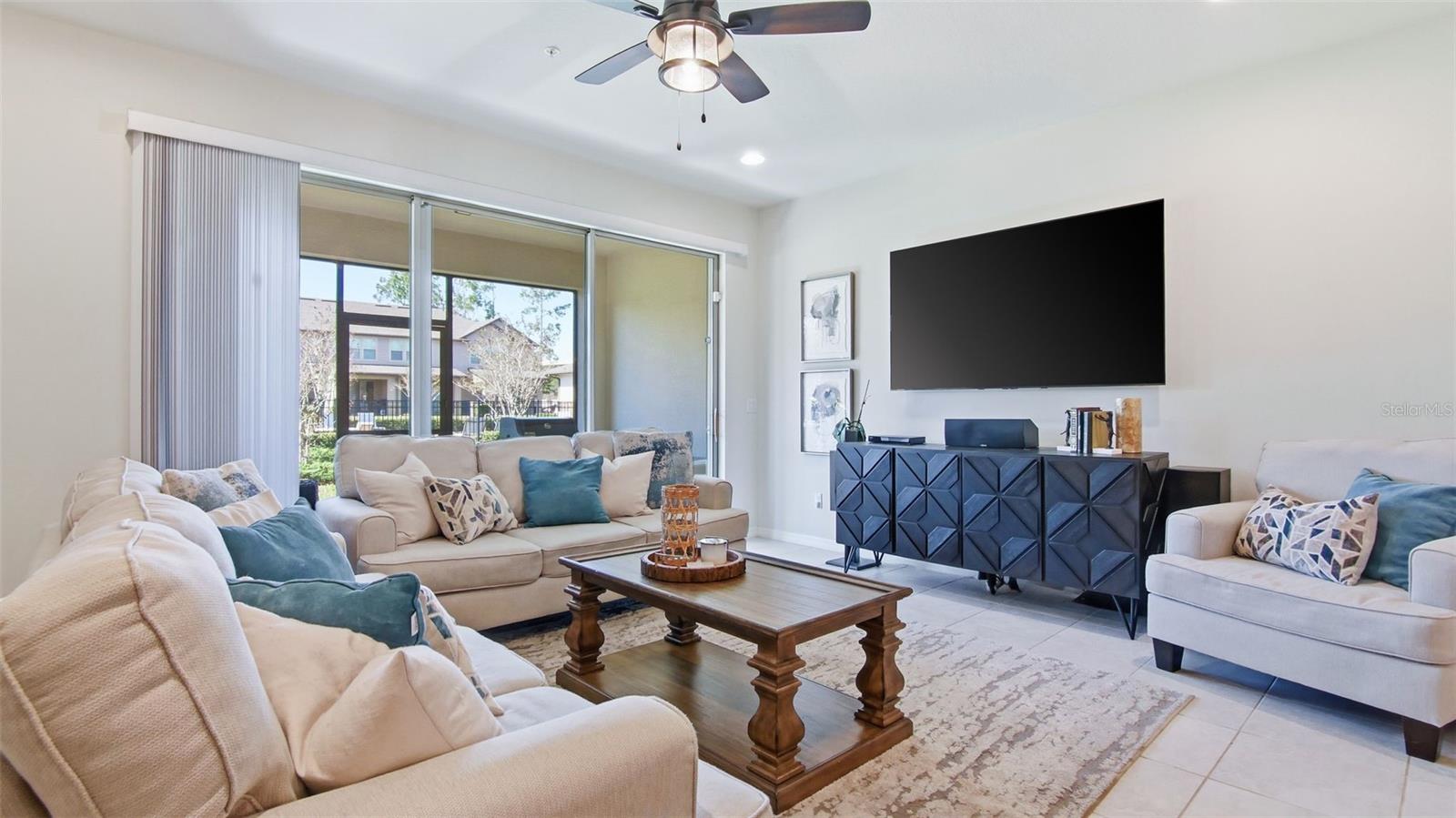 Image 13 of 31 For 3013 Alessa Loop