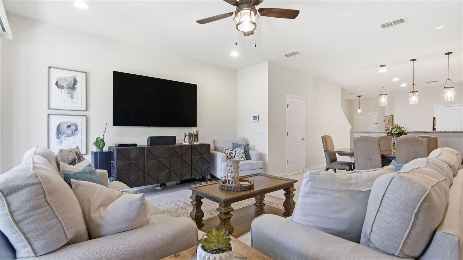 Image 15 of 31 For 3013 Alessa Loop