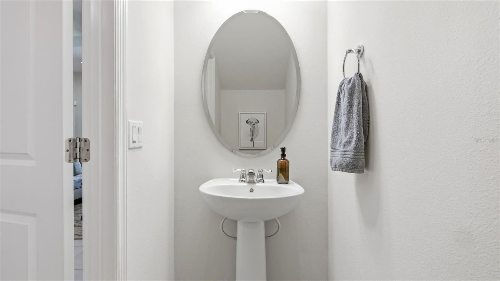 Image 16 of 31 For 3013 Alessa Loop