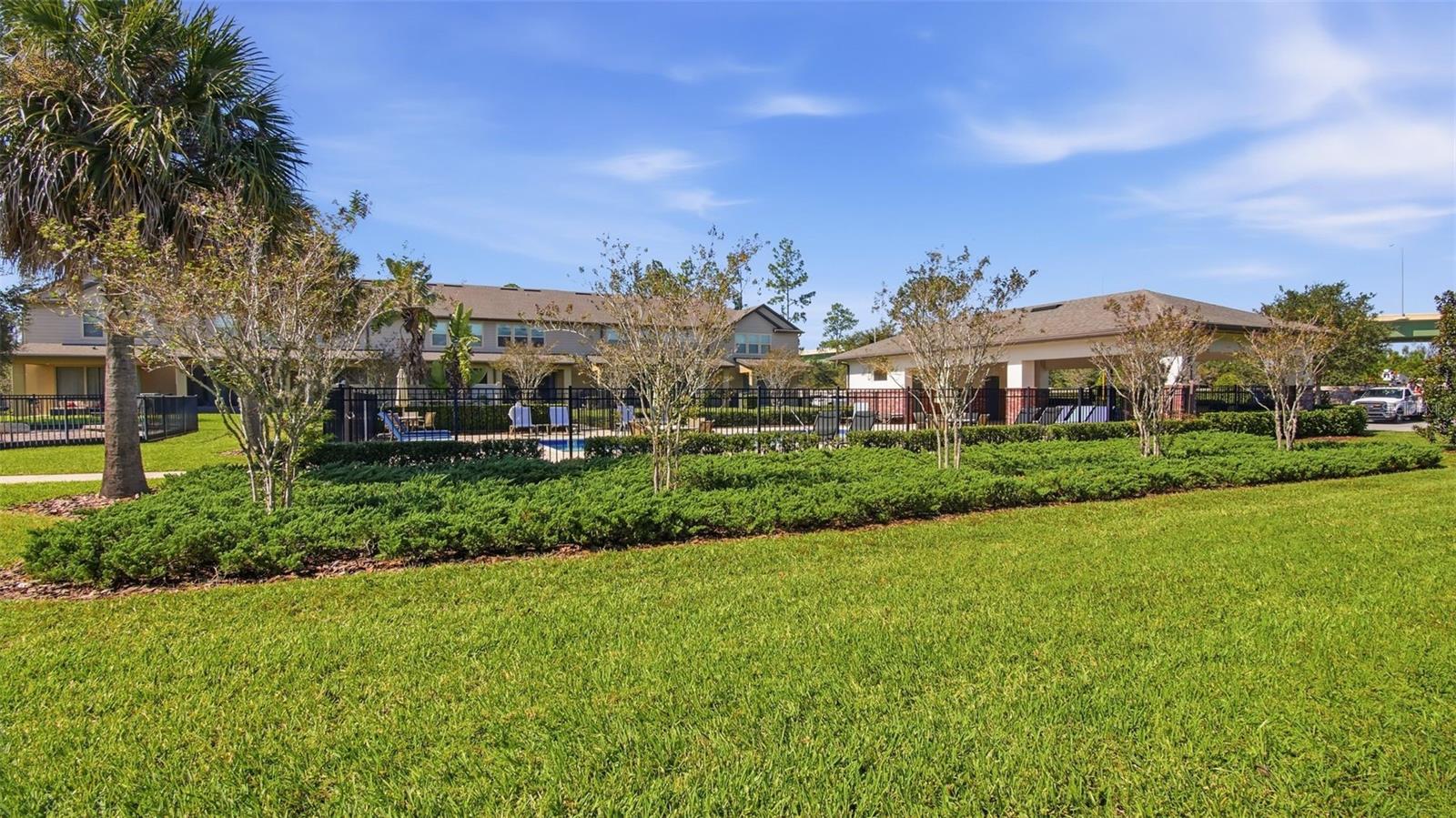 Image 30 of 31 For 3013 Alessa Loop