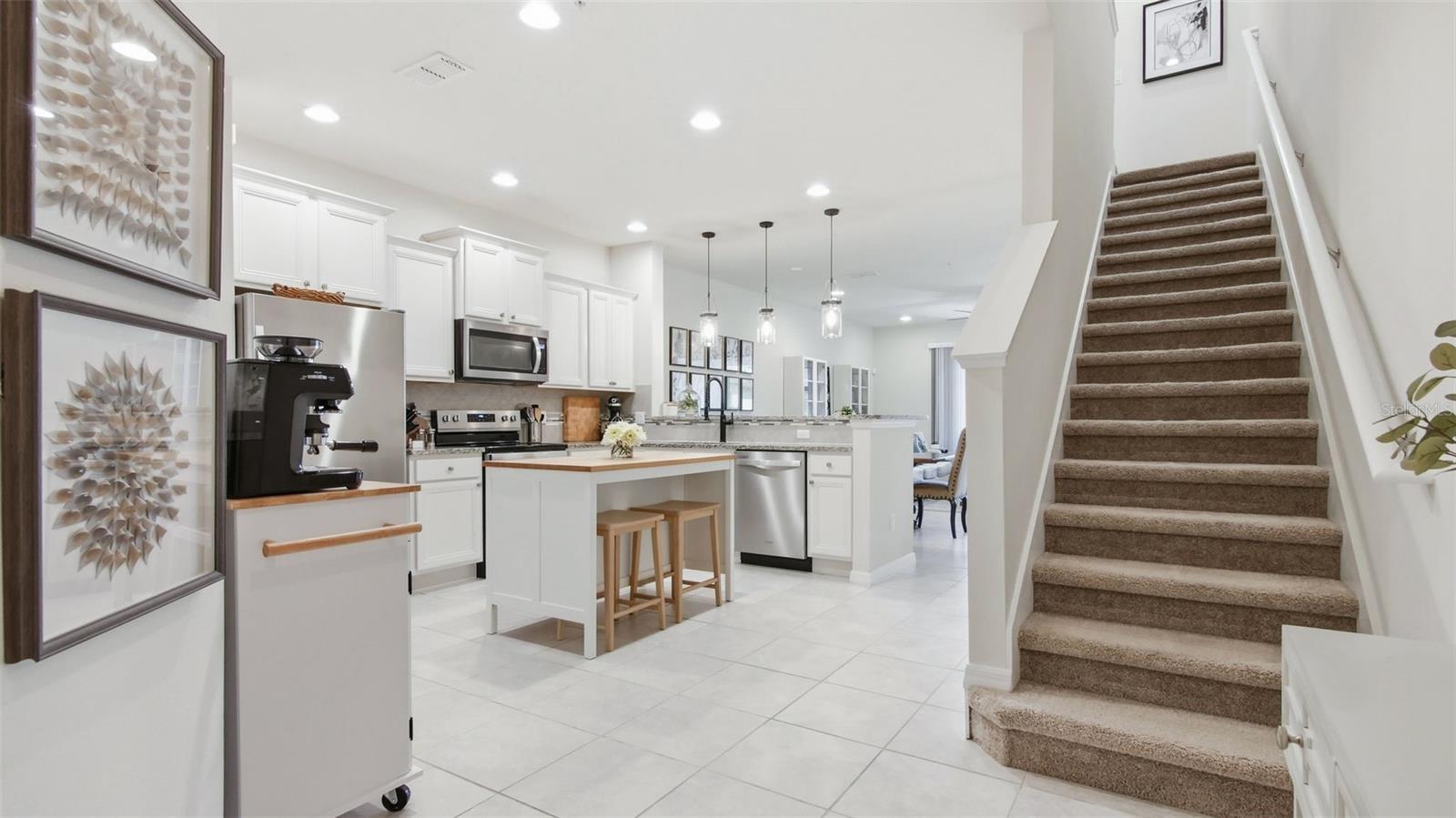 Image 5 of 31 For 3013 Alessa Loop