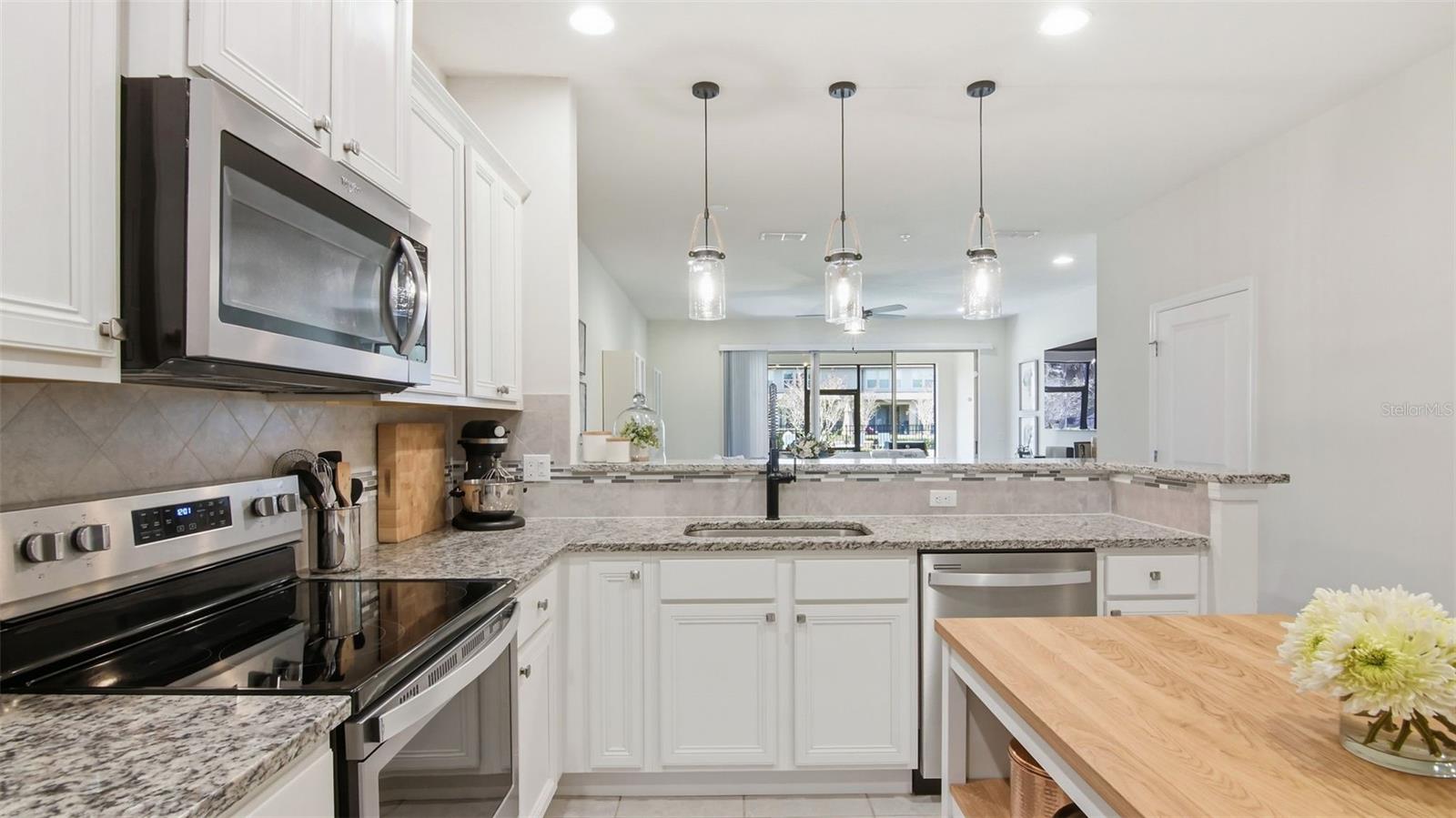 Image 8 of 31 For 3013 Alessa Loop