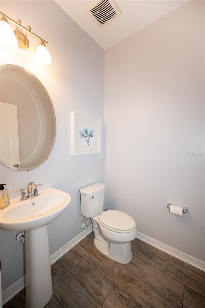 Image 15 of 78 For 869 White Rose Way