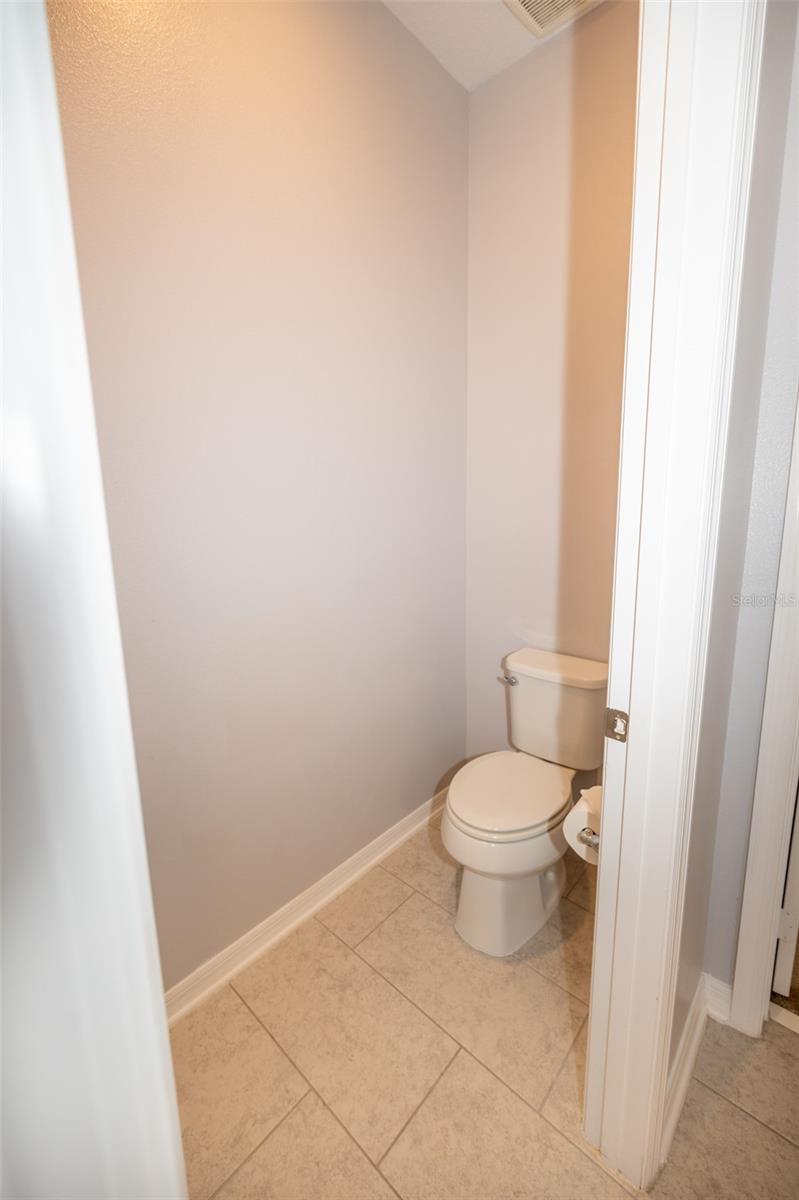 Image 26 of 78 For 869 White Rose Way