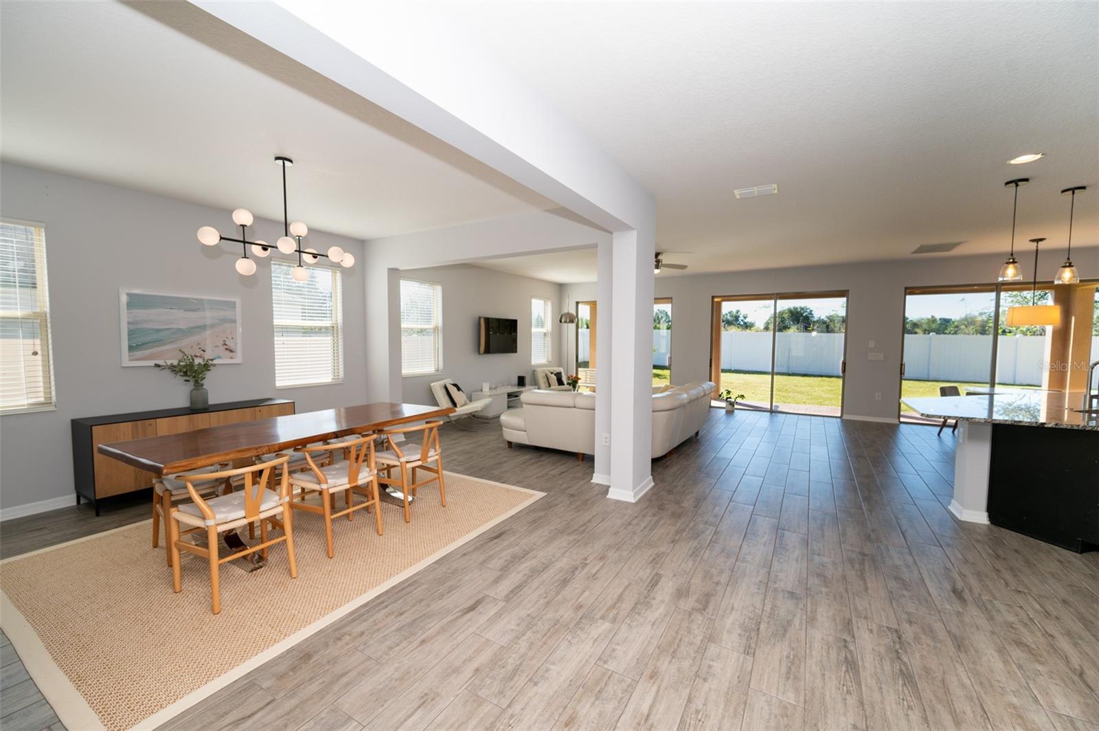 Image 37 of 78 For 869 White Rose Way