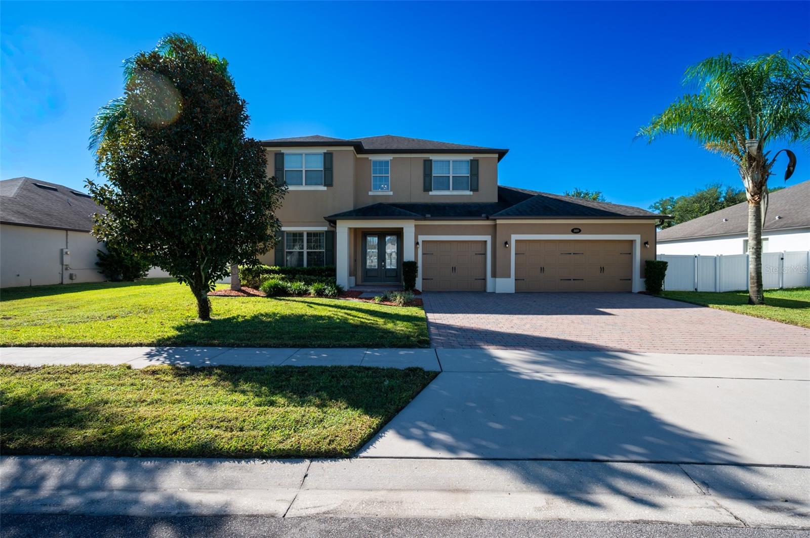 Image 4 of 78 For 869 White Rose Way