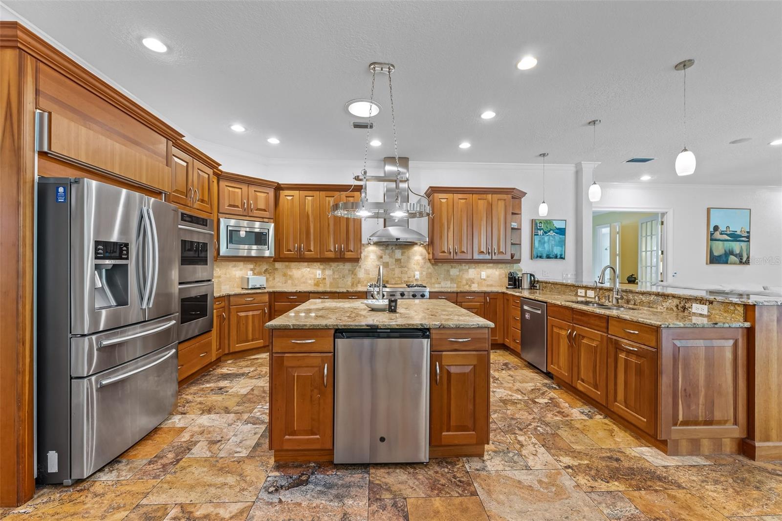 Image 18 of 75 For 9045 Great Heron Circle