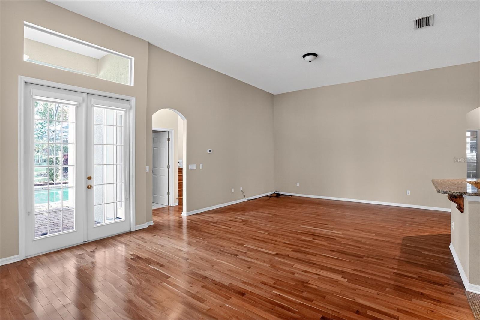 Image 13 of 35 For 1177 Chantry Place