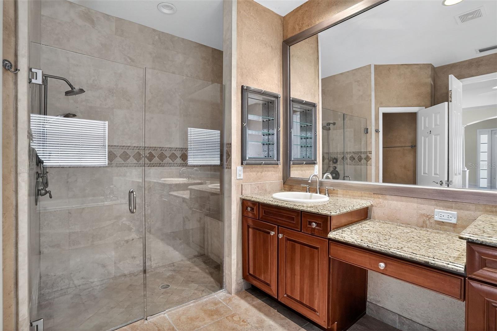 Image 16 of 35 For 1177 Chantry Place