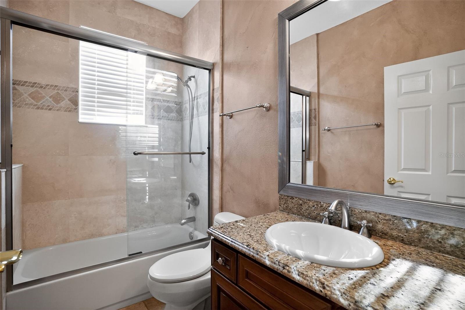 Image 22 of 35 For 1177 Chantry Place