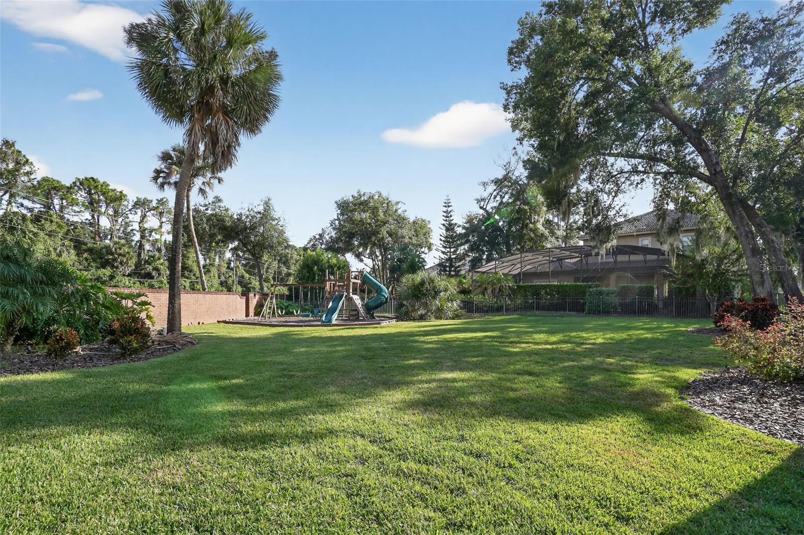 Image 32 of 35 For 1177 Chantry Place