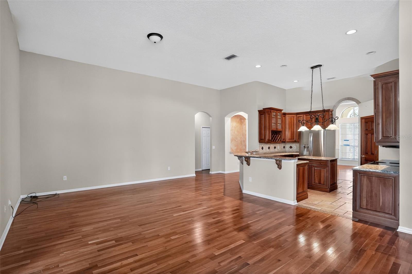 Image 8 of 35 For 1177 Chantry Place