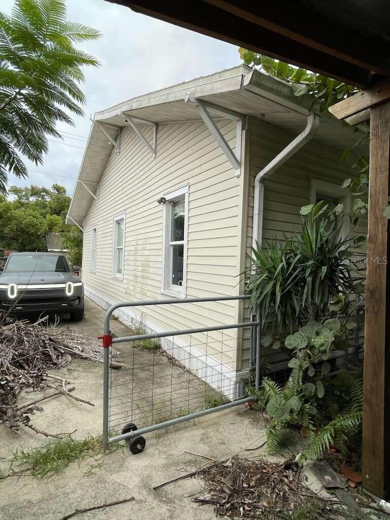 Image 11 of 24 For 814 26th Street W