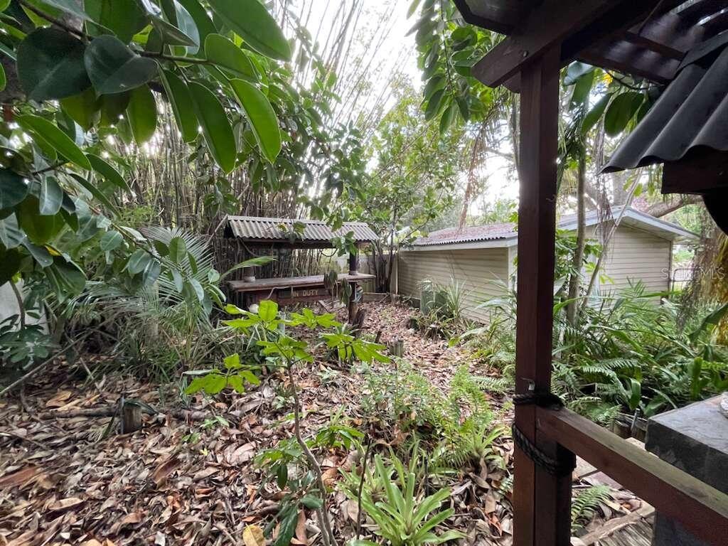 Image 12 of 24 For 814 26th Street W