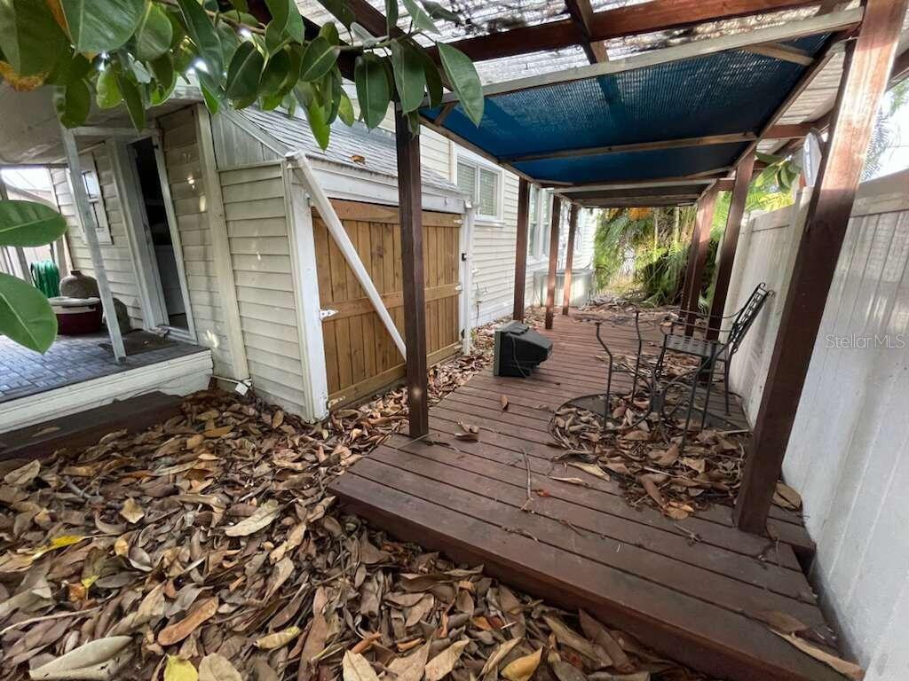 Image 19 of 24 For 814 26th Street W