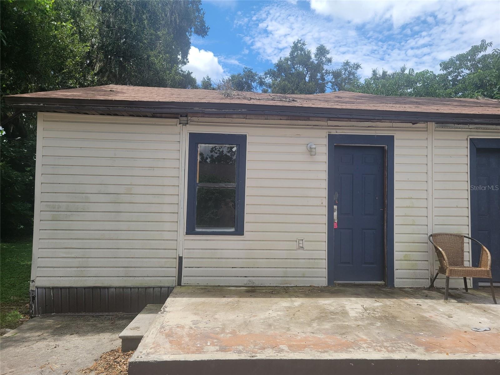 Image 12 of 12 For 1290 Henson Lane 1