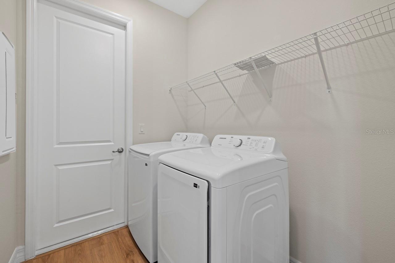 Image 14 of 23 For 2682 Edwin Avenue