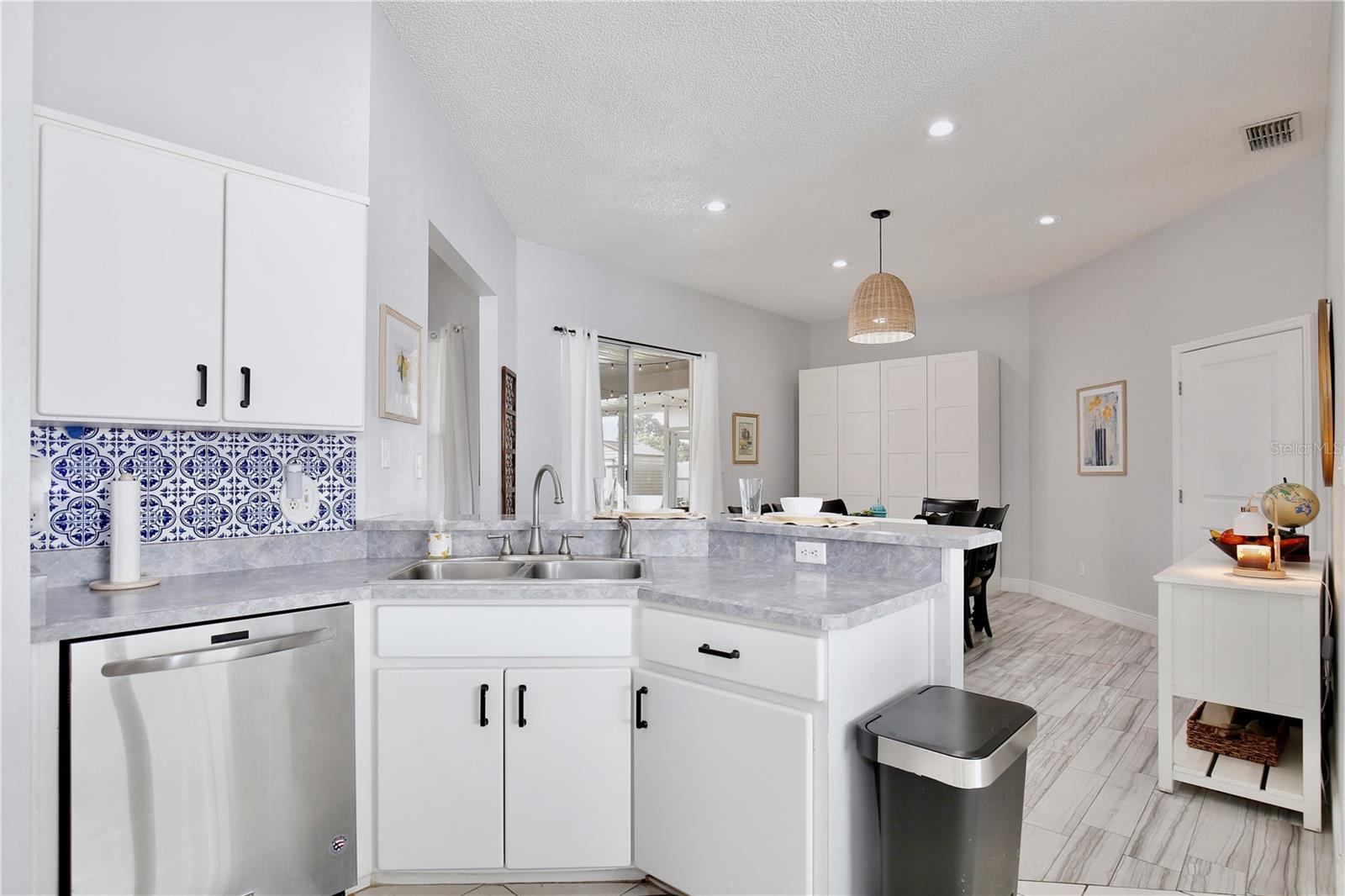 Image 16 of 56 For 14808 Pond Pine Lane