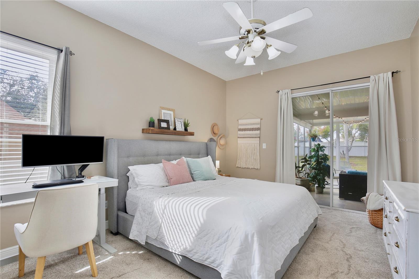 Image 19 of 56 For 14808 Pond Pine Lane