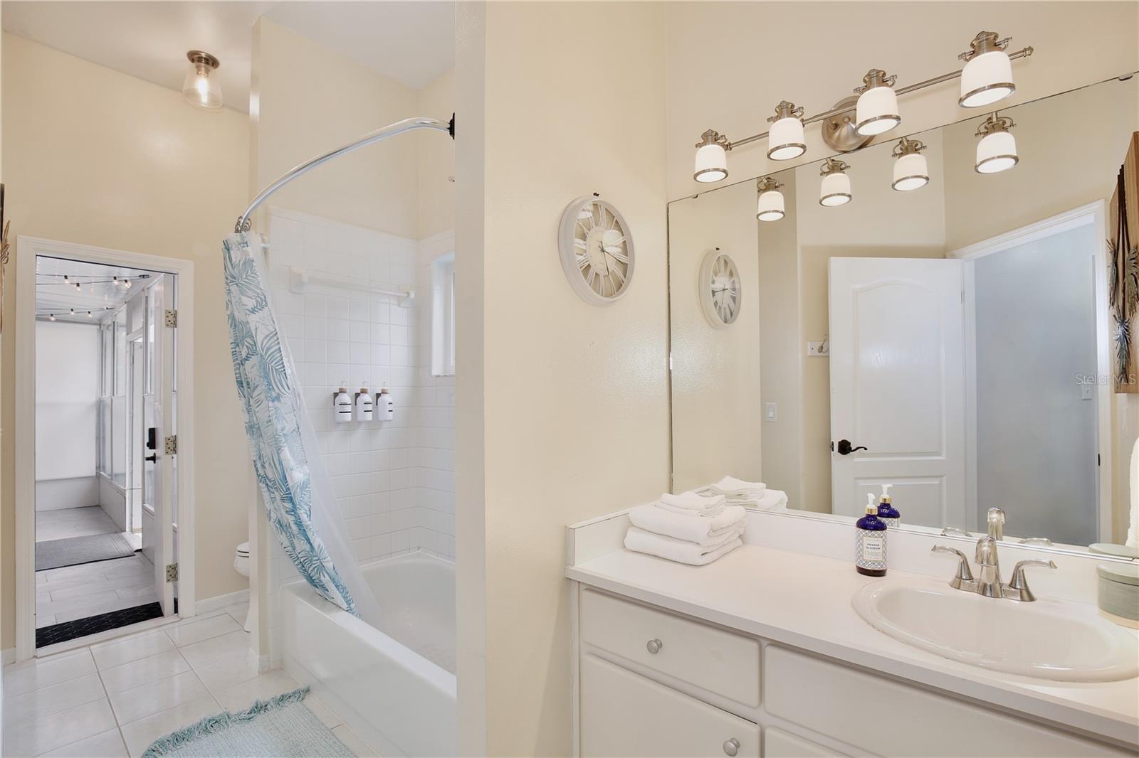 Image 25 of 56 For 14808 Pond Pine Lane