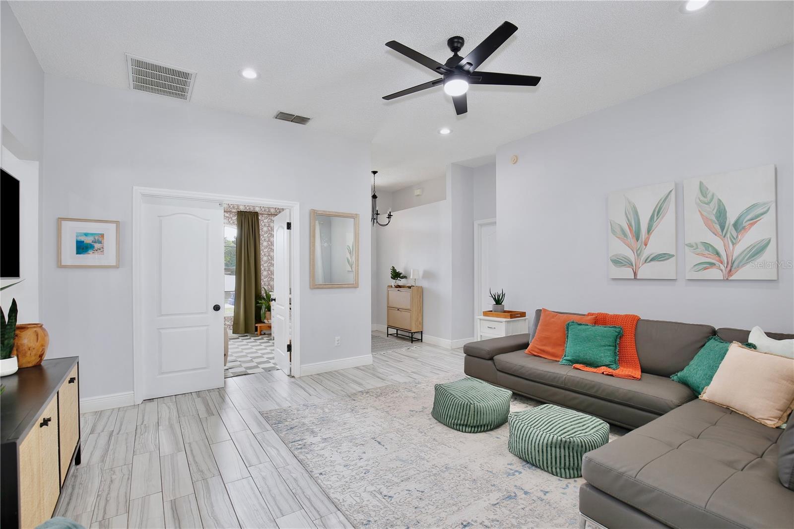 Image 6 of 56 For 14808 Pond Pine Lane