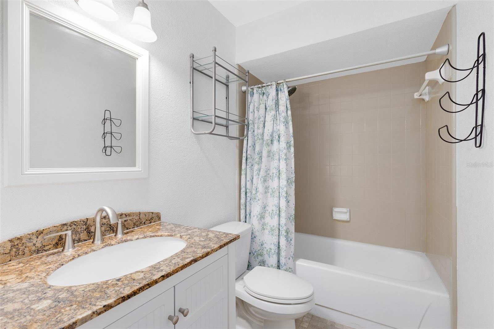 Image 19 of 27 For 615 Warrenton Road