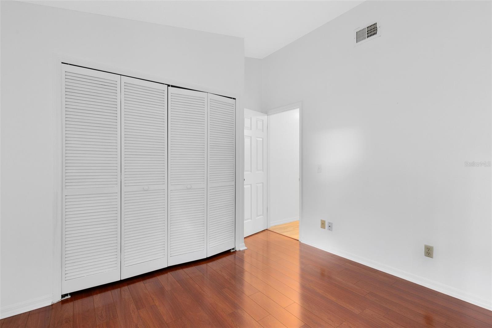 Image 21 of 27 For 615 Warrenton Road