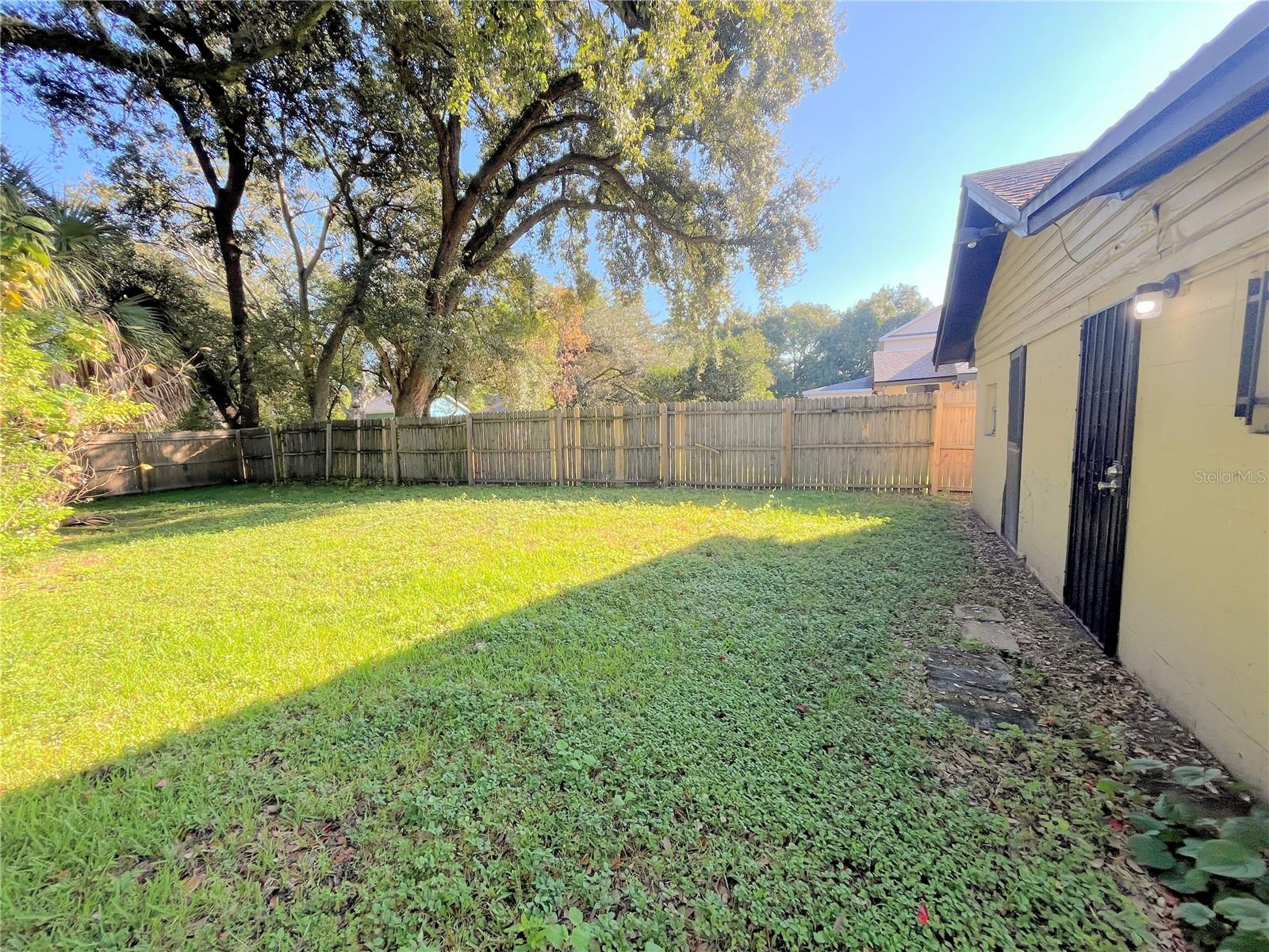 Image 18 of 19 For 1235 Cypress Street 1-2