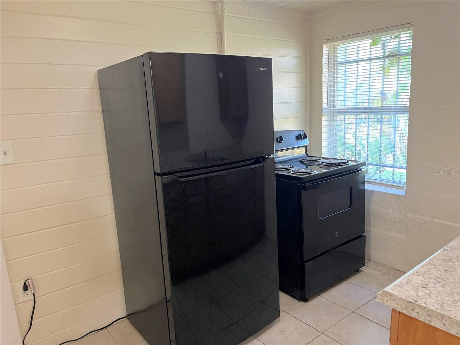 Image 6 of 19 For 1235 Cypress Street 1-2