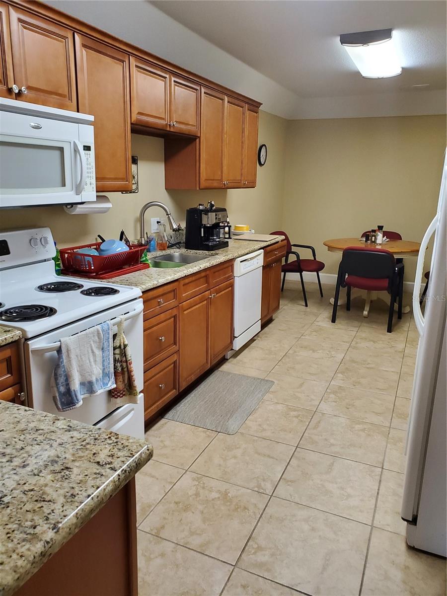 Image 16 of 24 For 221 State Road 434