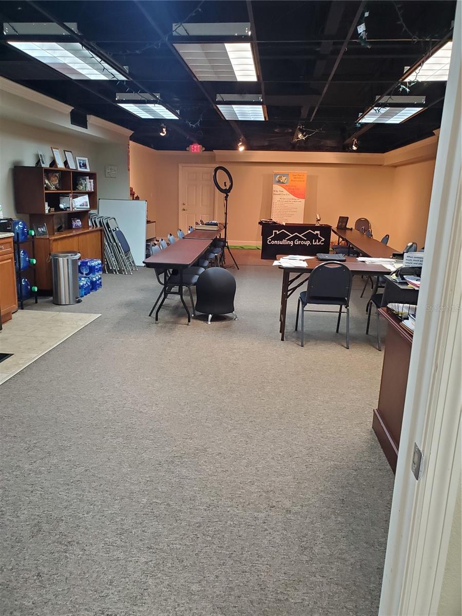 Image 5 of 24 For 221 State Road 434