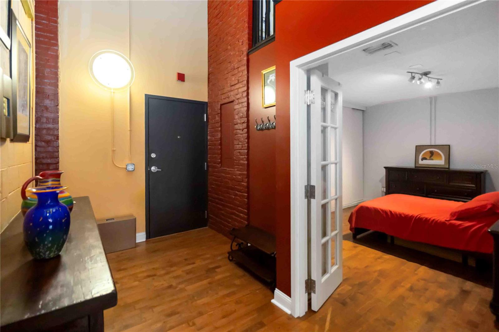 Image 8 of 43 For 62 Colonial Drive 301