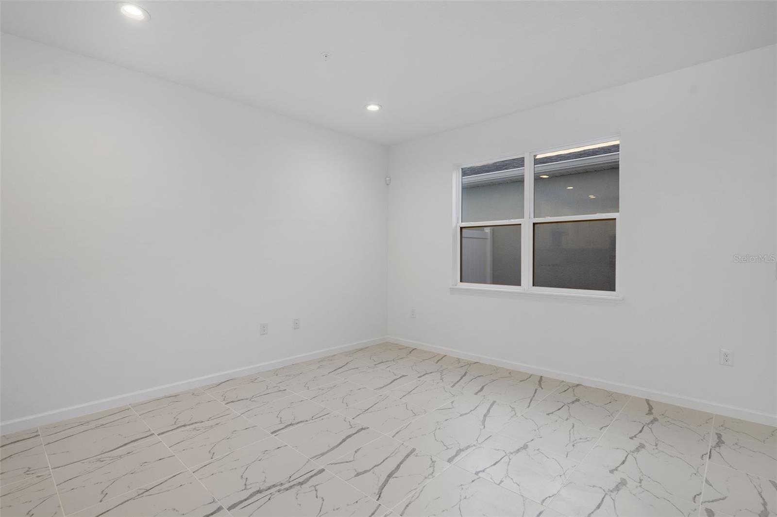 Image 11 of 27 For 1601 Pinecliff Drive