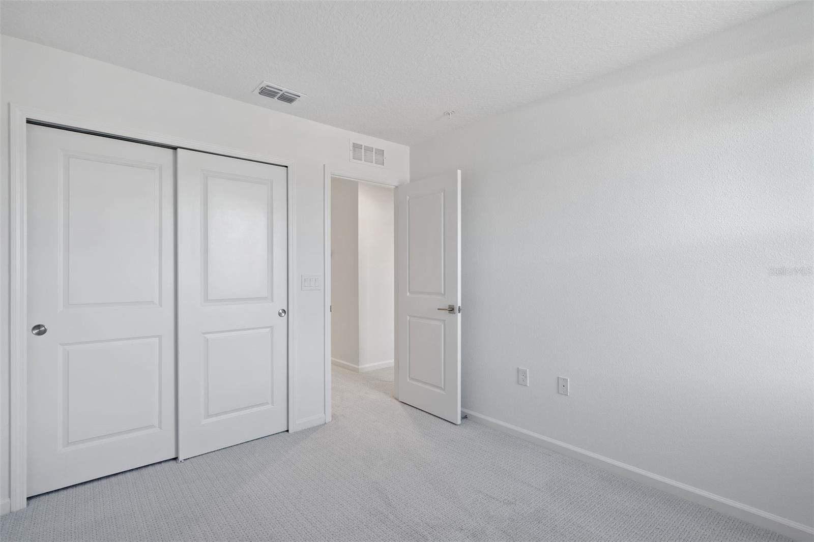 Image 17 of 27 For 1601 Pinecliff Drive