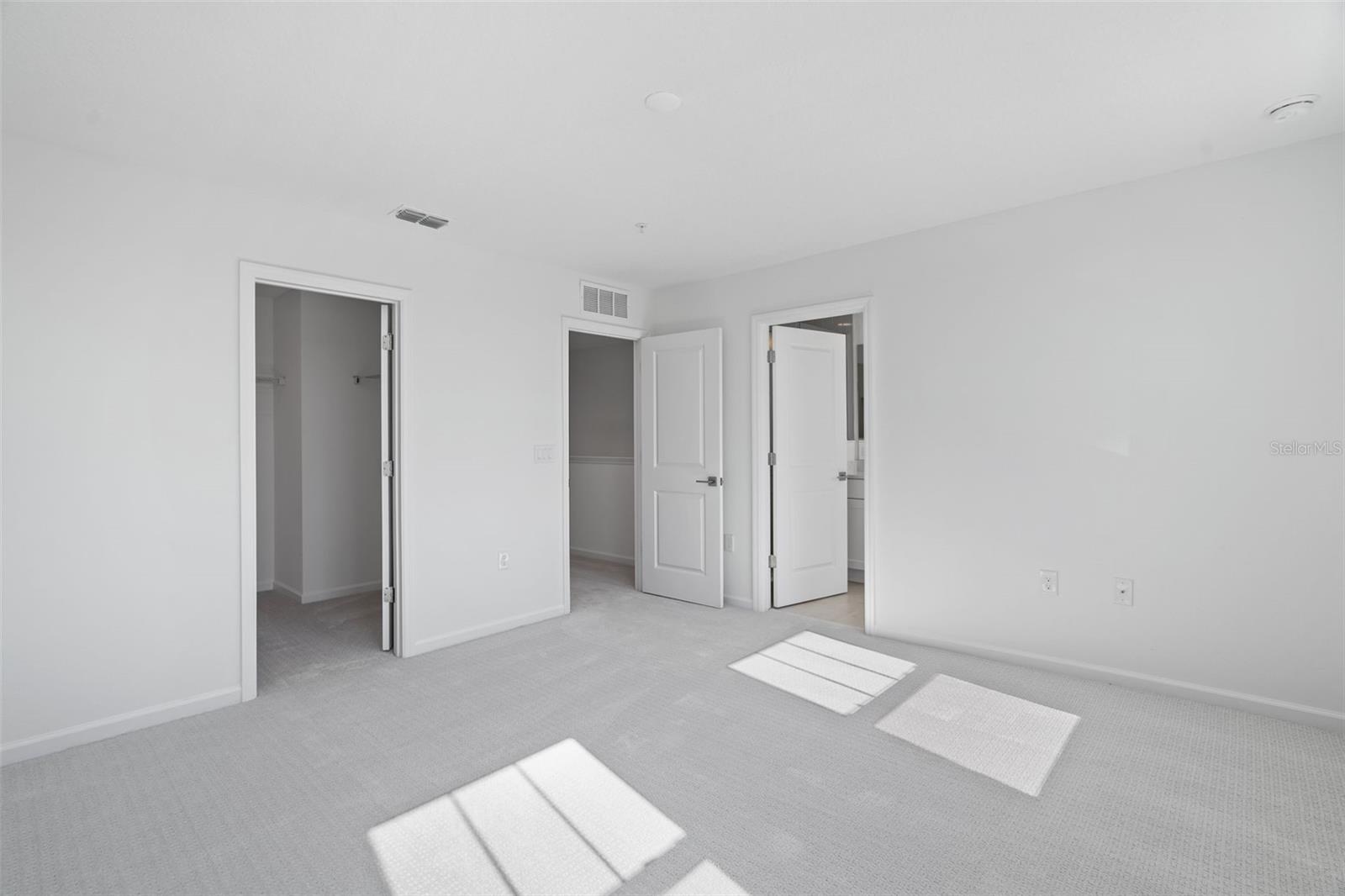 Image 23 of 27 For 1601 Pinecliff Drive