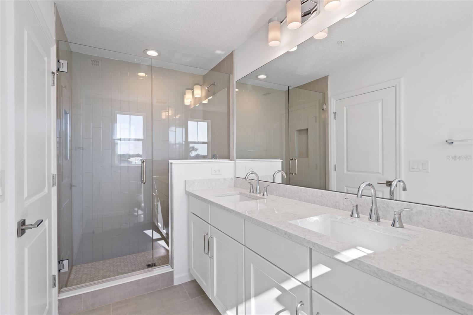 Image 25 of 27 For 1601 Pinecliff Drive