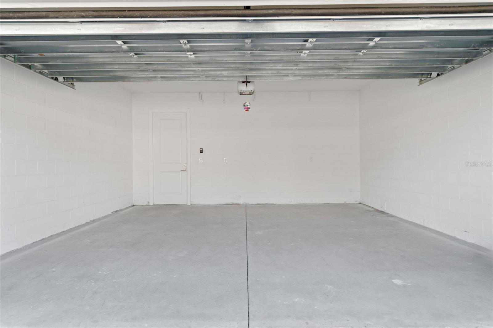 Image 27 of 27 For 1601 Pinecliff Drive