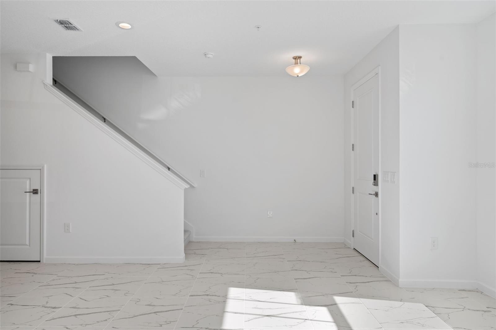 Image 5 of 27 For 1601 Pinecliff Drive