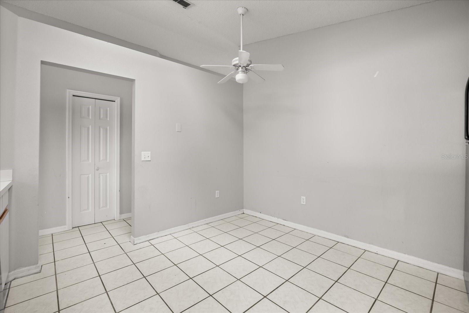 Image 11 of 39 For 2909 Canoe Circle