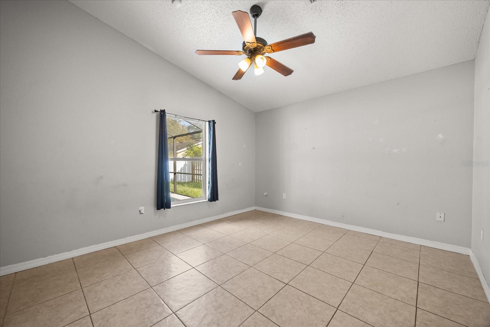 Image 13 of 39 For 2909 Canoe Circle