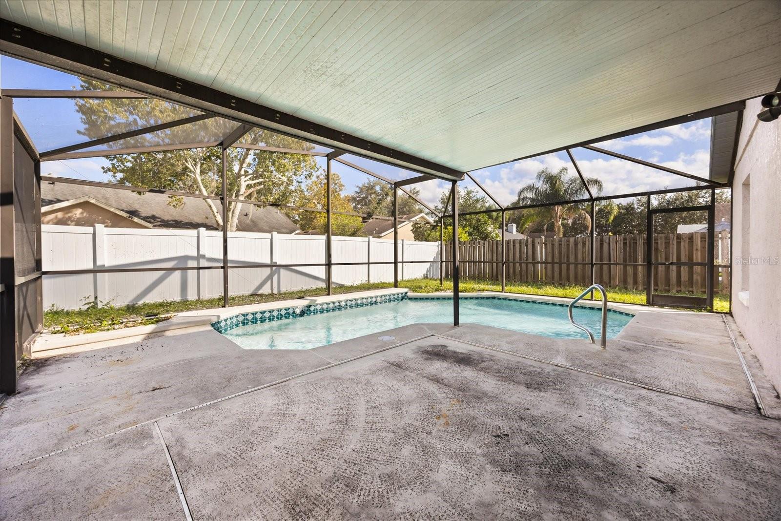 Image 23 of 39 For 2909 Canoe Circle