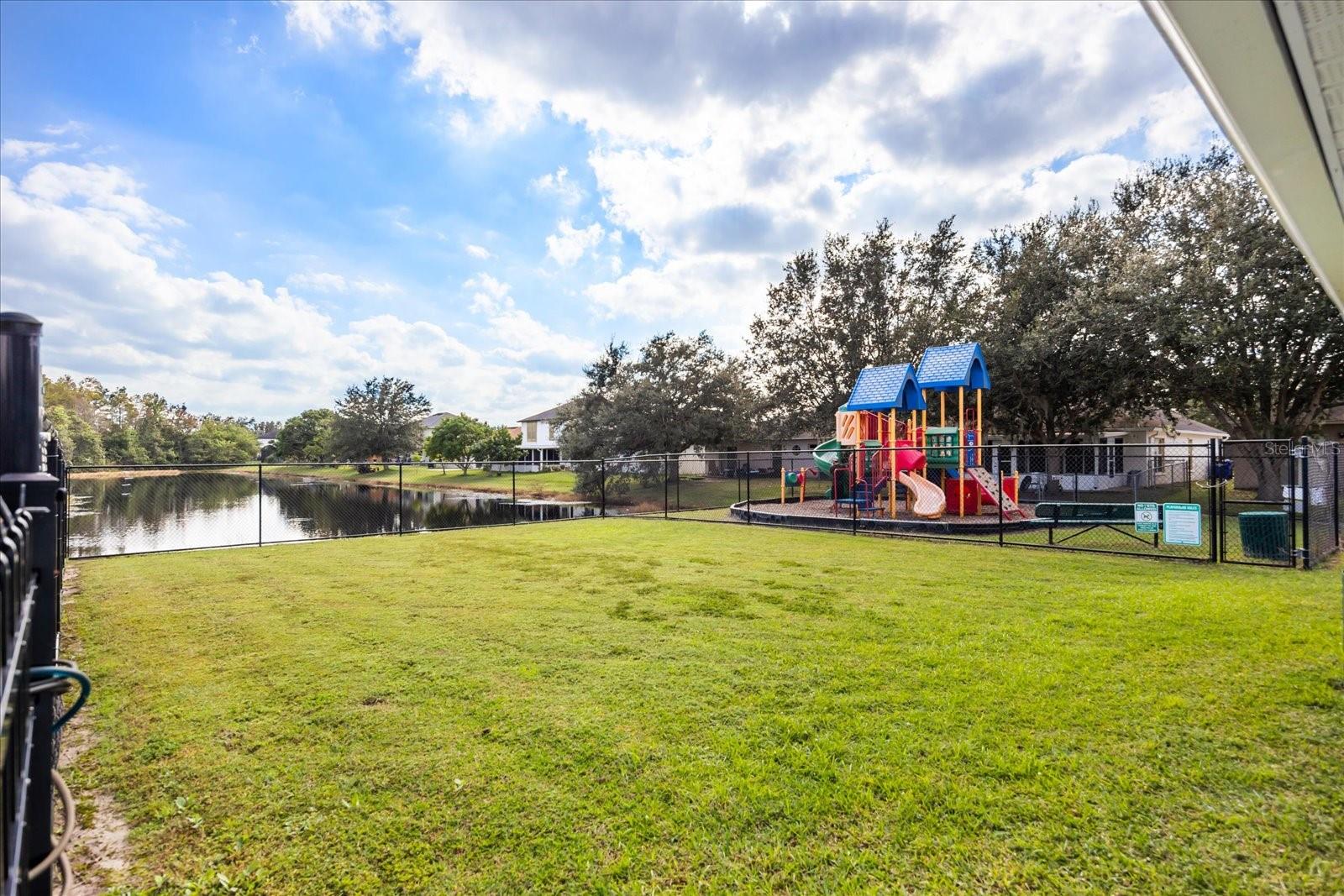 Image 31 of 39 For 2909 Canoe Circle