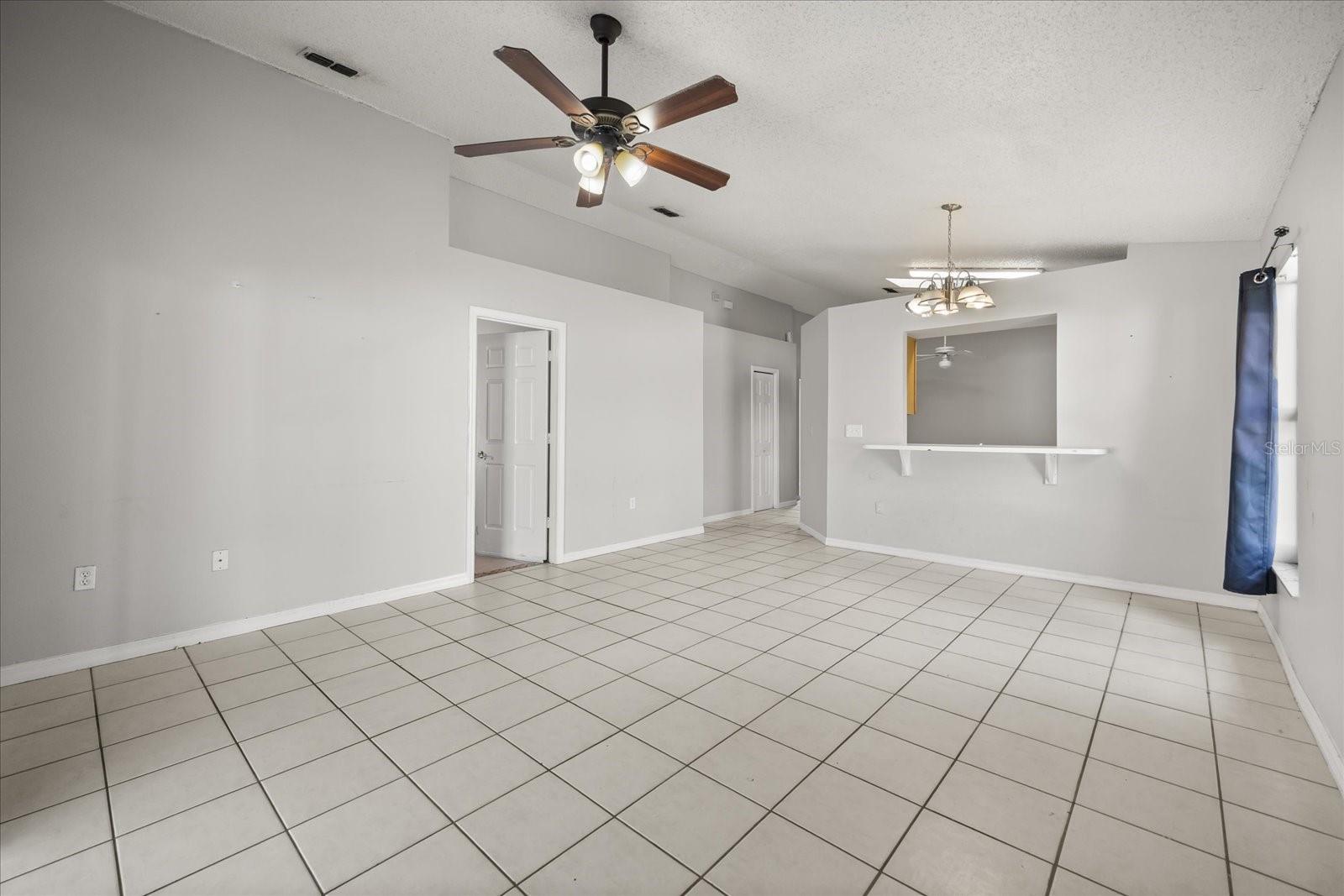 Image 5 of 39 For 2909 Canoe Circle