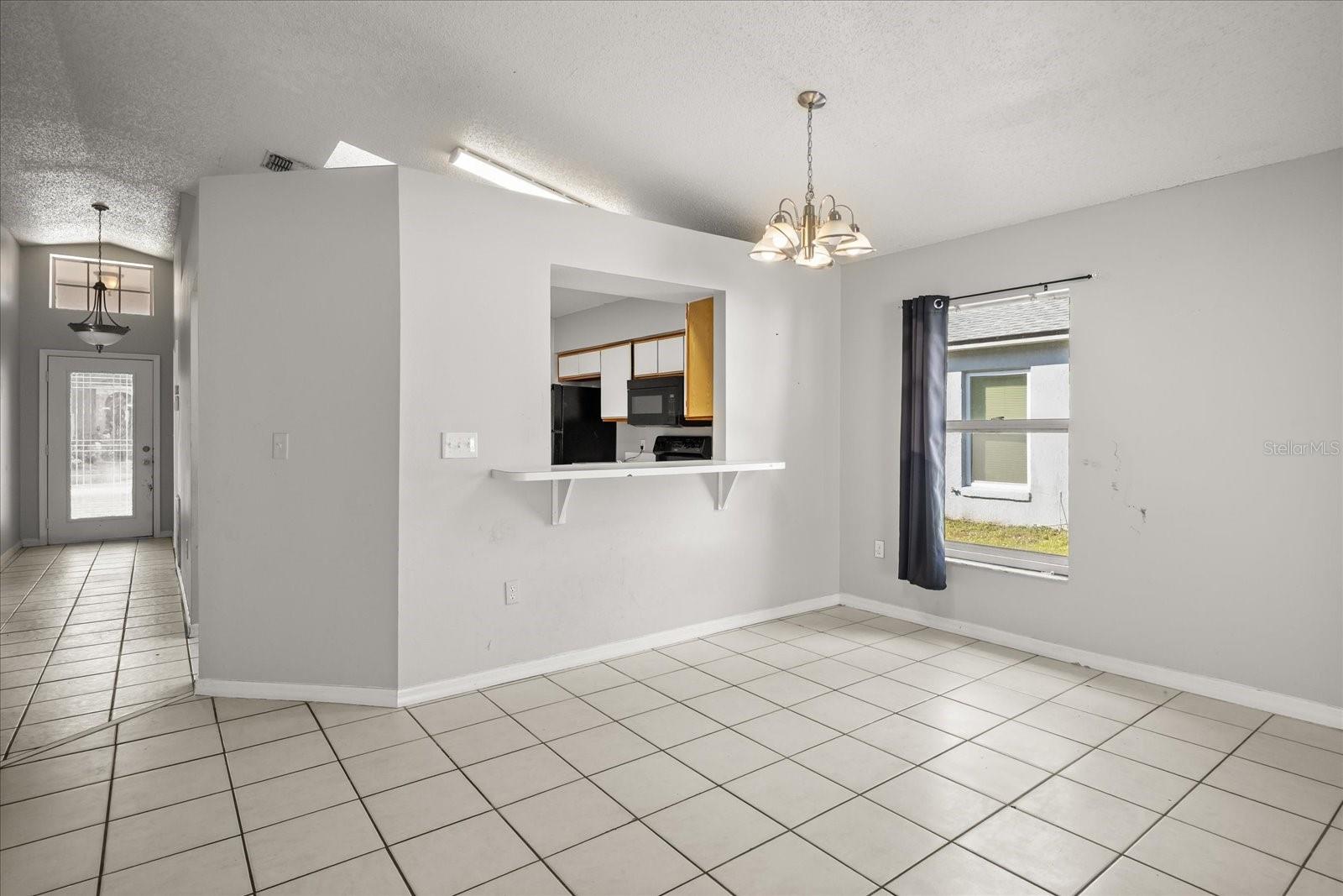 Image 6 of 39 For 2909 Canoe Circle