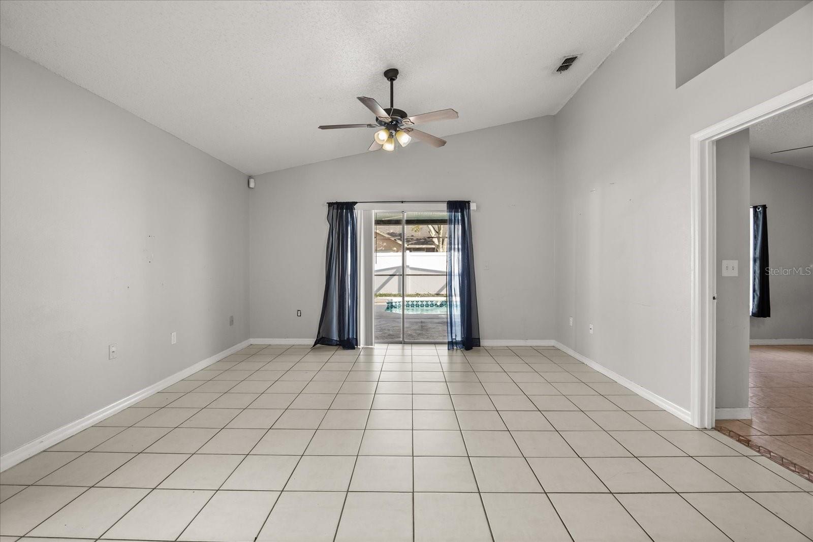 Image 7 of 39 For 2909 Canoe Circle