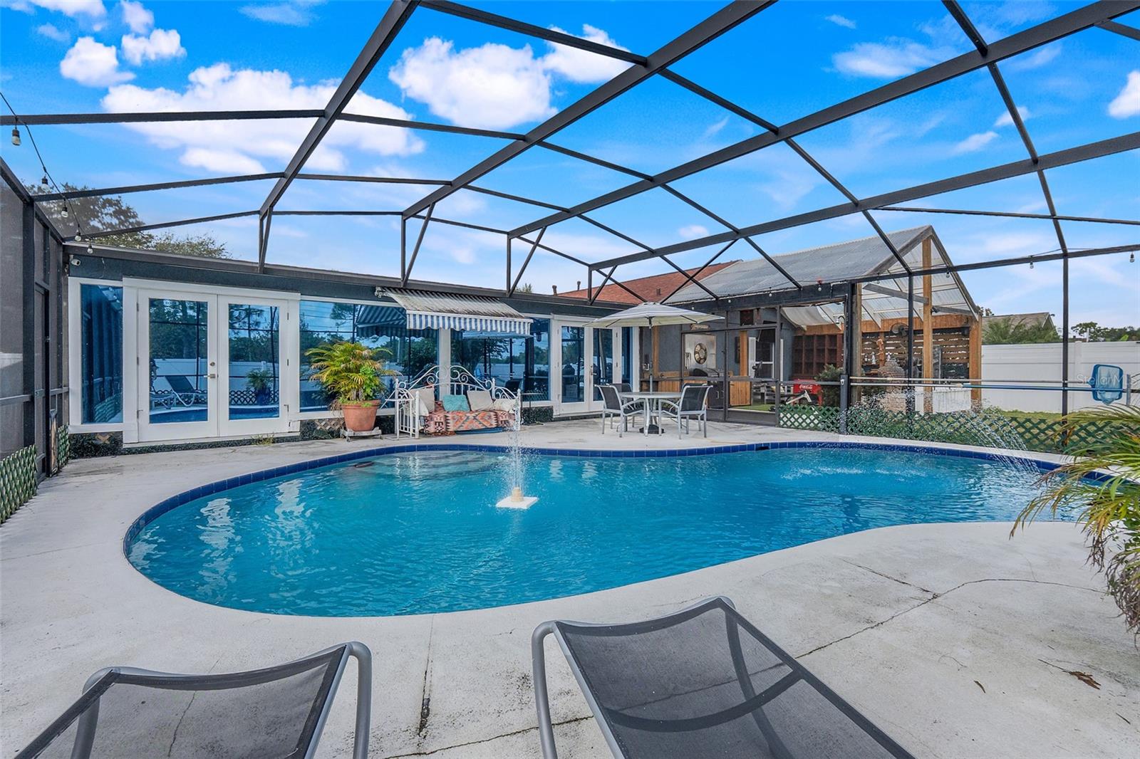 Image 21 of 62 For 8743 Alegre Circle