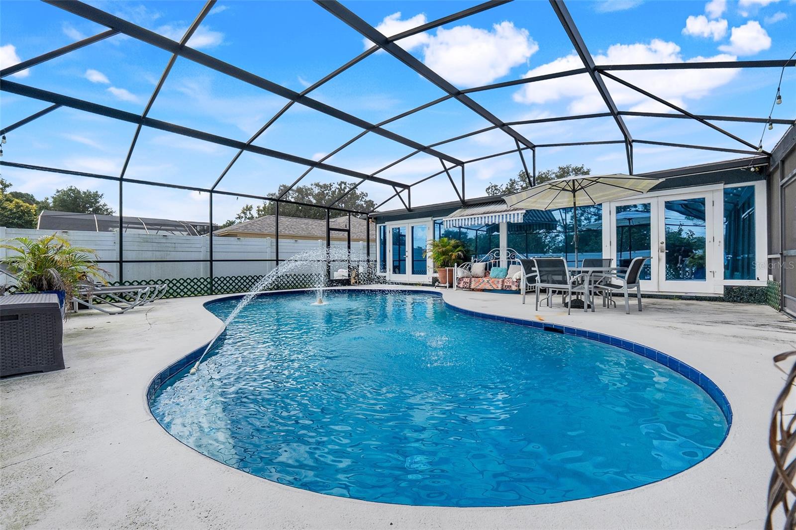 Image 22 of 62 For 8743 Alegre Circle